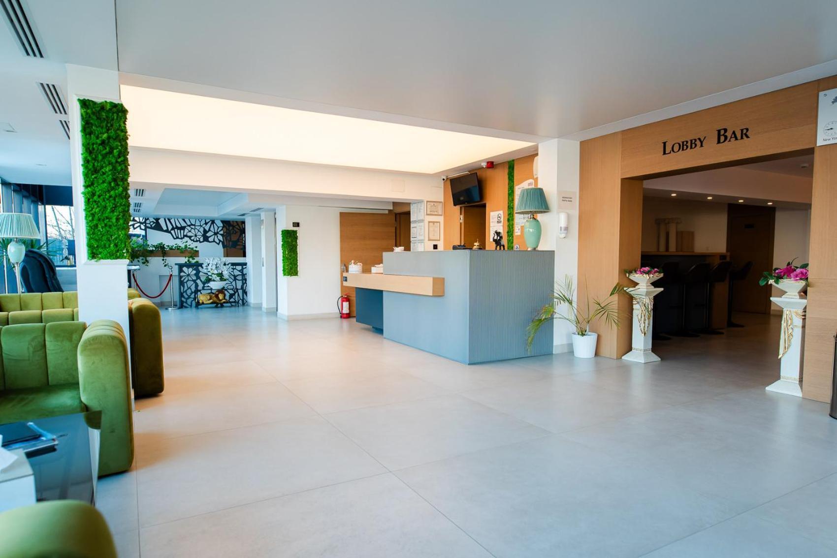 Hotel Avenue - Avenue Hotels Buzau Exterior photo