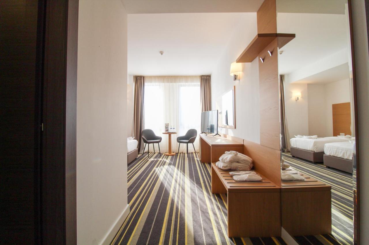 Hotel Avenue - Avenue Hotels Buzau Exterior photo